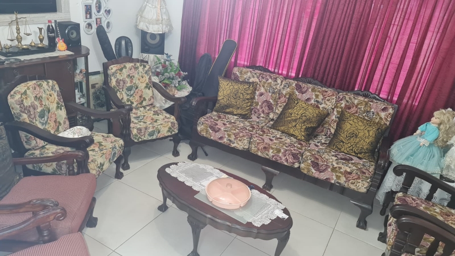 4 Bedroom Property for Sale in Oos Einde North West